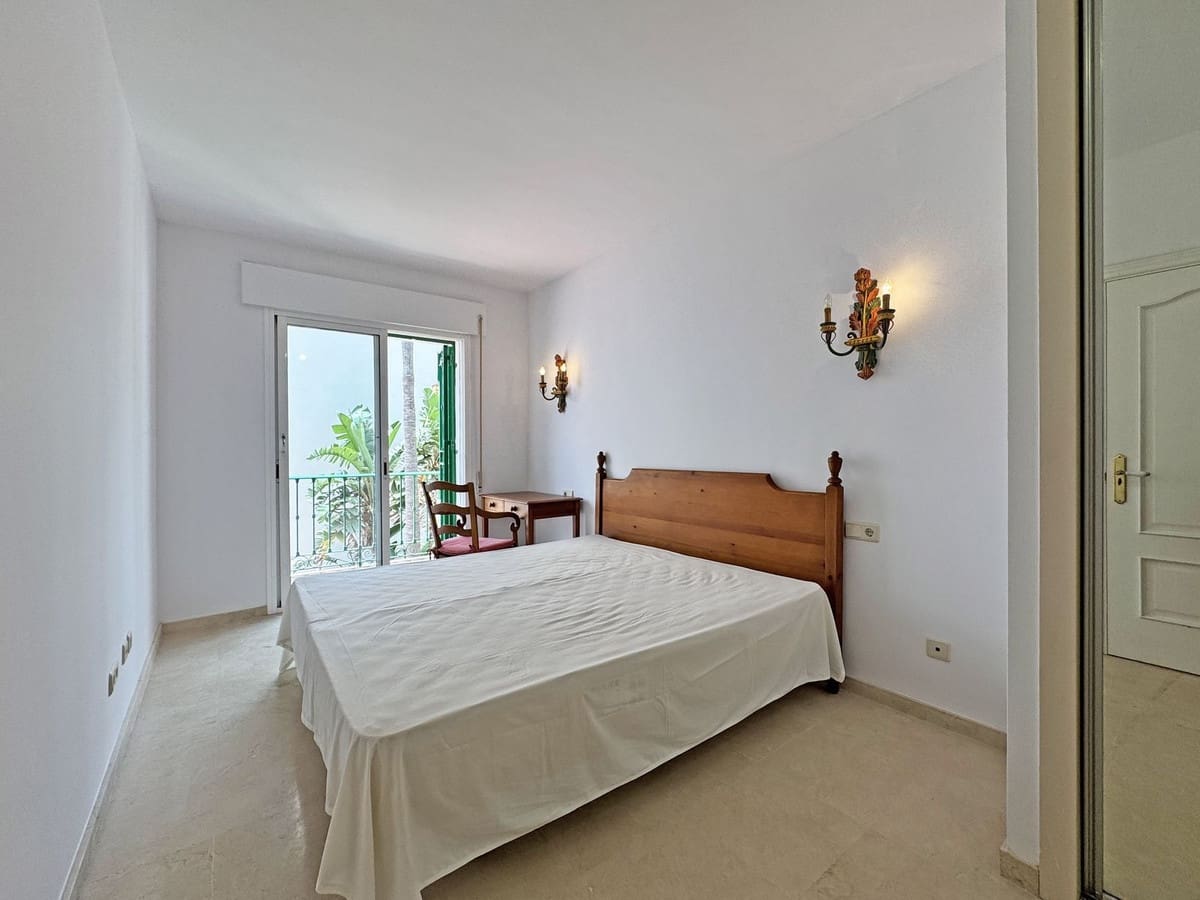 2 sovrum Lägenhet till salu i Marbella med pool garage - 349 000 € (Ref: 10125533)