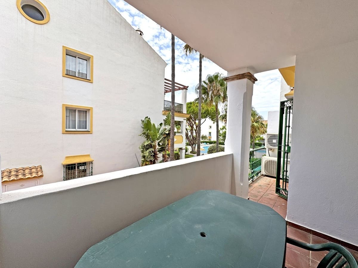 2 sovrum Lägenhet till salu i Marbella med pool garage - 349 000 € (Ref: 10125533)