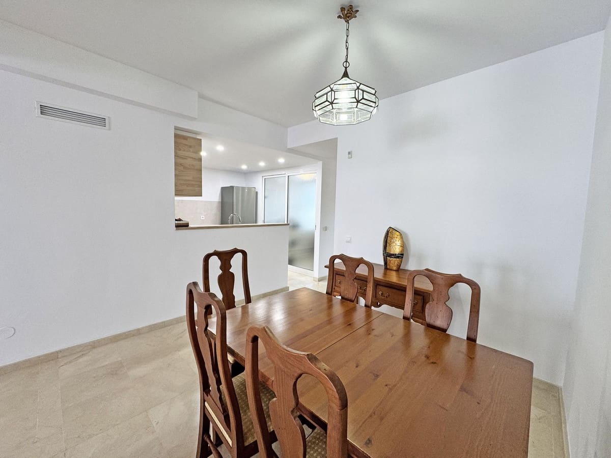 2 sovrum Lägenhet till salu i Marbella med pool garage - 349 000 € (Ref: 10125533)