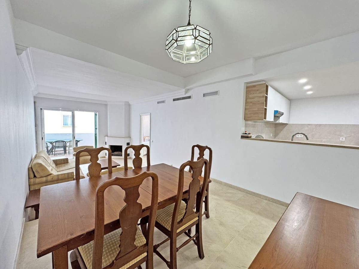 2 sovrum Lägenhet till salu i Marbella med pool garage - 349 000 € (Ref: 10125533)