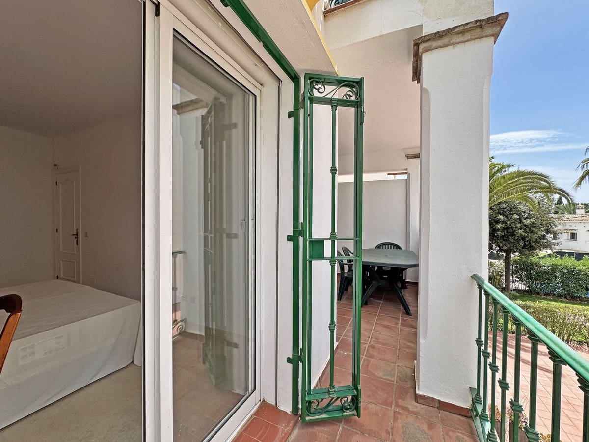 2 sovrum Lägenhet till salu i Marbella med pool garage - 349 000 € (Ref: 10125533)