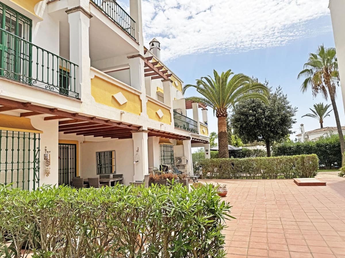 2 sovrum Lägenhet till salu i Marbella med pool garage - 349 000 € (Ref: 10125533)