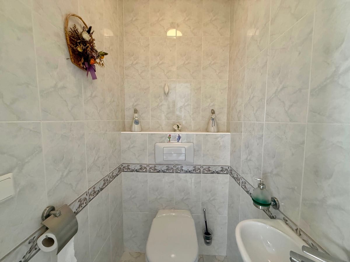 6 sovrum Villa till salu i Rojales med pool garage - 575 000 € (Ref: 10125535)