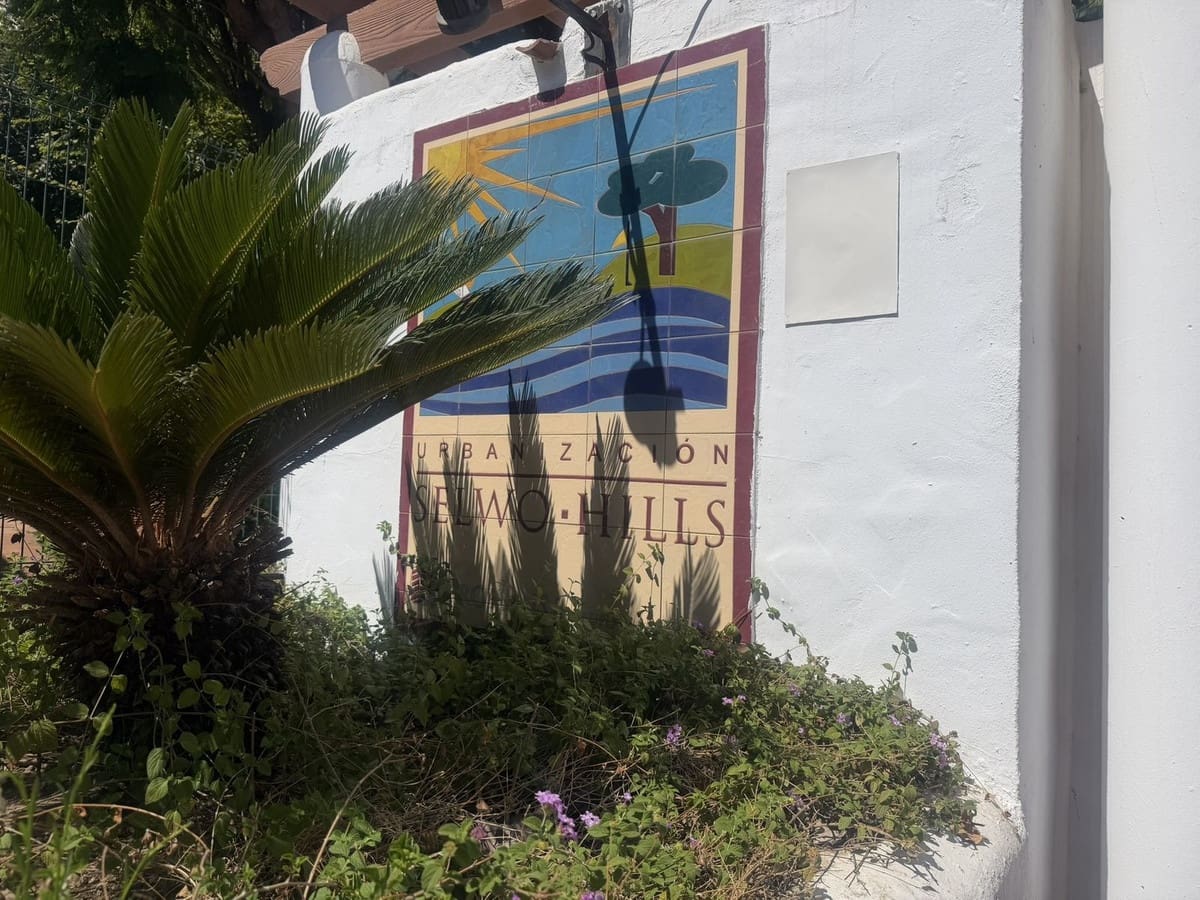 3 sovrum Lägenhet till salu i Estepona med pool garage - 445 000 € (Ref: 10125536)