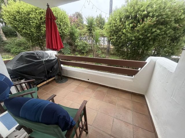 3 quarto Apartamento para venda em El Velerín, Estepona com piscina garagem - 445 000 € (Ref: 10125536)