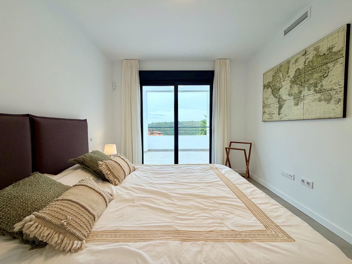 3 soverom Leilighet til salgs i Casares med svømmebasseng garasje - € 495 000 (Ref: 10125546)