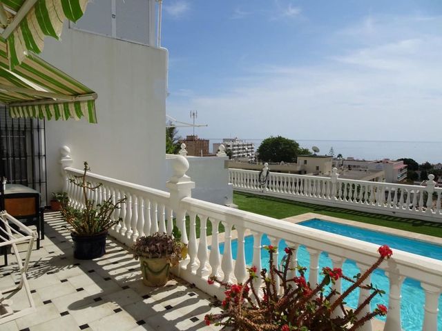 3 bedroom Apartment for sale in Torremolinos with pool garage - € 497,000 (Ref: 10125571)
