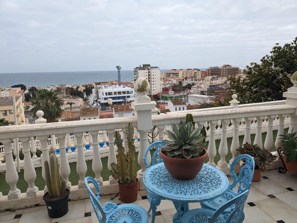 3 bedroom Apartment for sale in Torremolinos with pool garage - € 497,000 (Ref: 10125571)