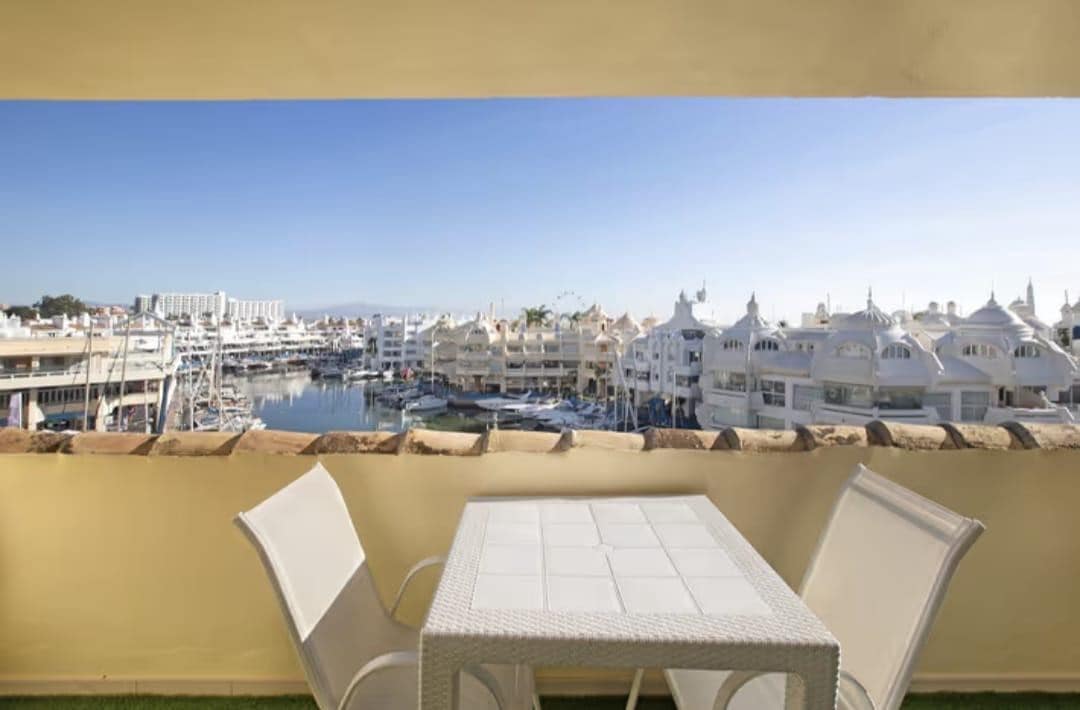 Apartamento de 3 habitaciones en Benalmádena en venta con piscina garaje - 1.850.000 € (Ref: 10125583)