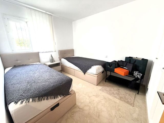 2 camera da letto Appartamento in vendita in El Paraiso, Estepona con piscina - 445.000 € (Rif: 10125588)