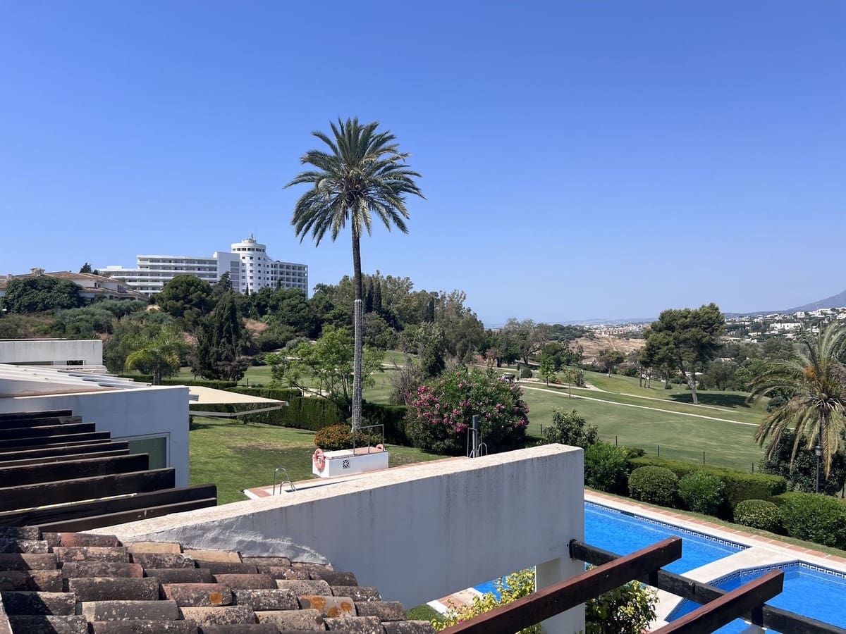 3 chambre Maison de Ville à vendre à El Paraiso avec piscine garage - 469 000 € (Ref: 10125591)