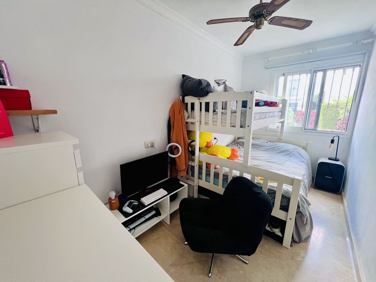 3 chambre Maison de Ville à vendre à El Paraiso avec piscine garage - 495 000 € (Ref: 10125592)