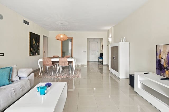 2 soverom Leilighet til salgs i El Paraiso, Estepona med svømmebasseng garasje - € 430 000 (Ref: 10125596)