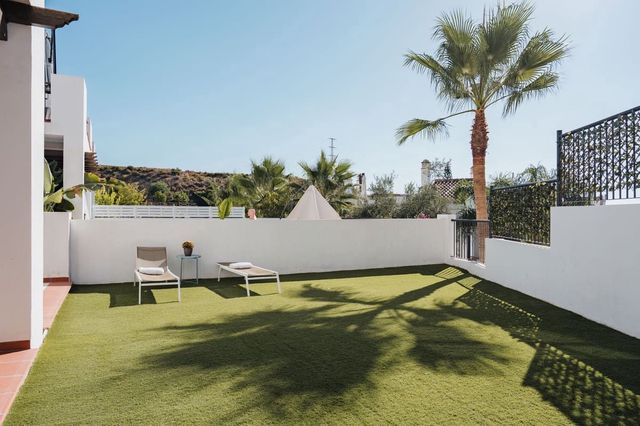 3 sovrum Lägenhet till salu i El Paraíso, Benahavís med pool garage - 550 000 € (Ref: 10125600)