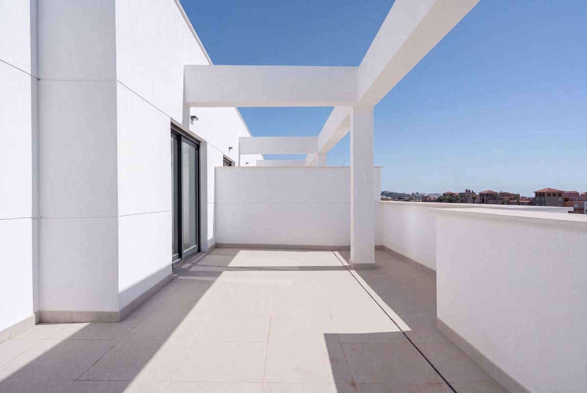 3 sovrum Lägenhet till salu i Bahia Dorada med garage - 740 000 € (Ref: 10125602)