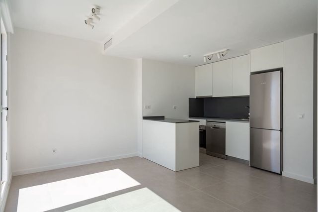 3 sovrum Lägenhet till salu i Bahía Dorada, Estepona med garage - 740 000 € (Ref: 10125602)