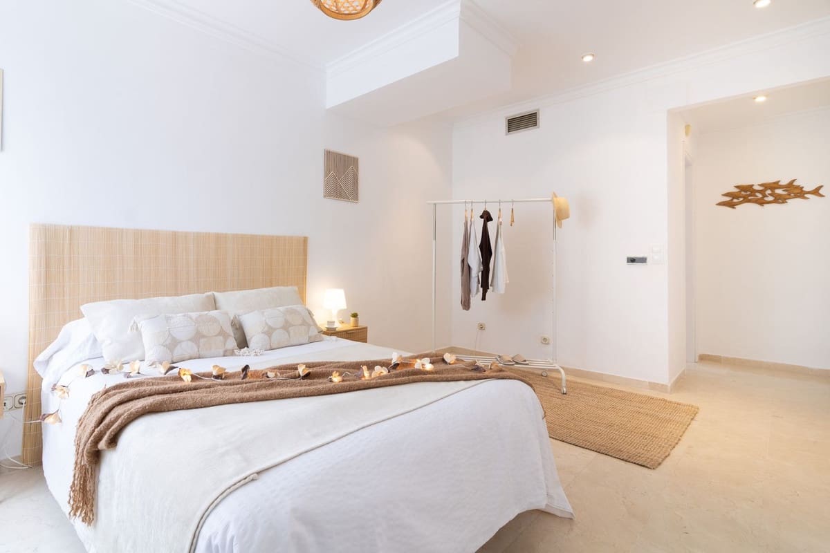 2 sovrum Lägenhet till salu i Marbella - 540 000 € (Ref: 10125610)