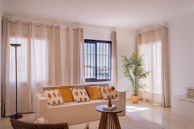 2 sovrum Lägenhet till salu i Las Brisas, Marbella - 540 000 € (Ref: 10125610)