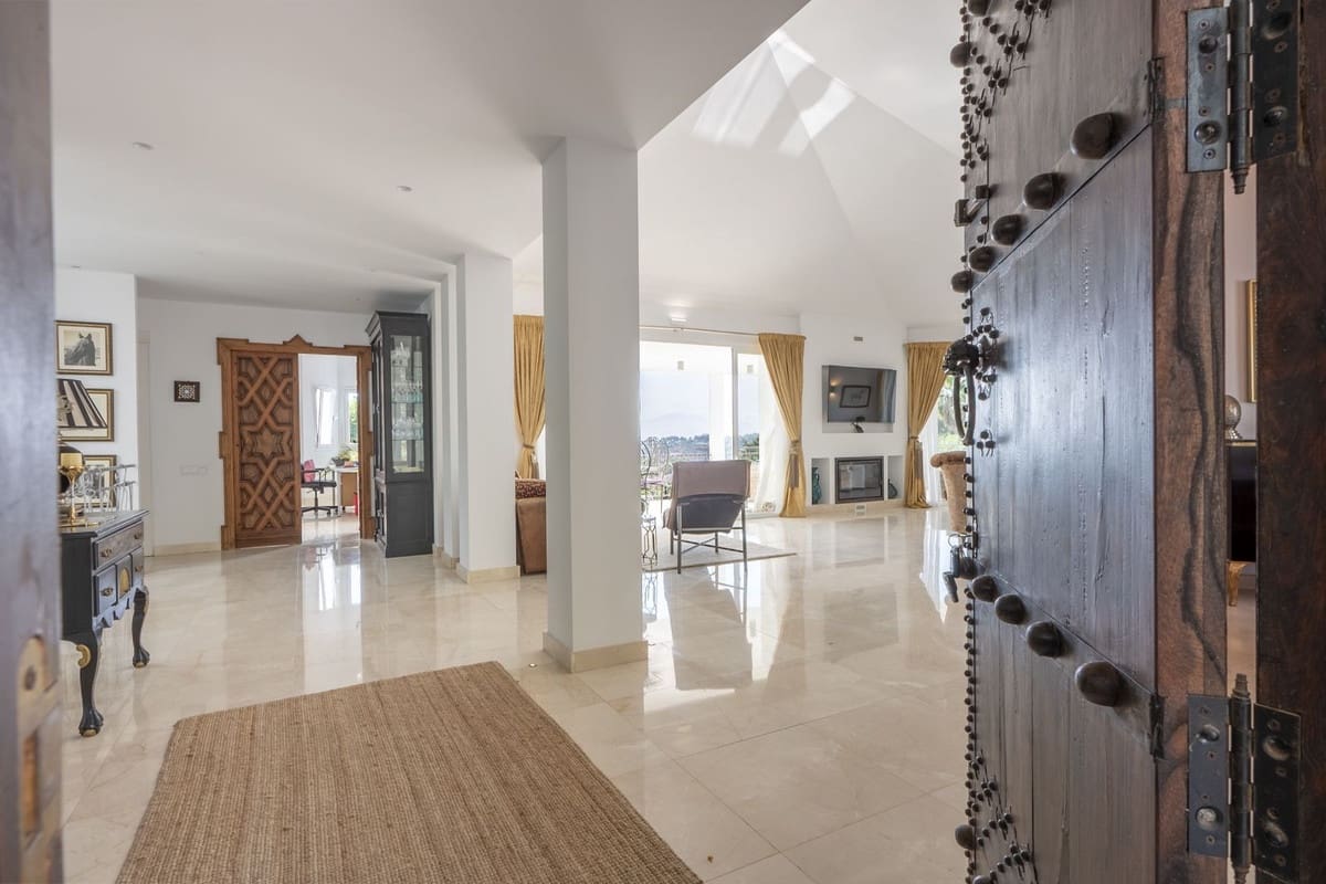 5 Zimmer Villa zu verkaufen in Marbella mit Pool Garage - 3.100.000 € (Ref: 10125636)