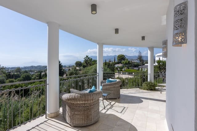 5 Zimmer Villa zu verkaufen in Huerta Belón - Calvario, Marbella mit Pool Garage - 3.100.000 € (Ref: 10125636)