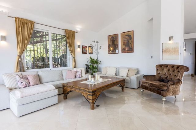 5 Zimmer Villa zu verkaufen in Huerta Belón - Calvario, Marbella mit Pool Garage - 3.100.000 € (Ref: 10125636)