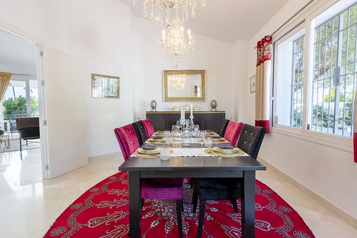 5 Zimmer Villa zu verkaufen in Marbella mit Pool Garage - 3.100.000 € (Ref: 10125636)