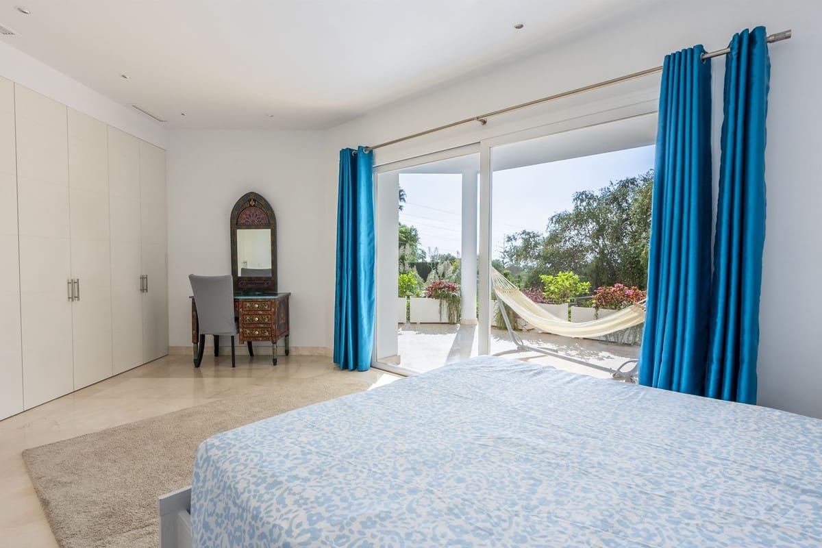 5 Zimmer Villa zu verkaufen in Marbella mit Pool Garage - 3.100.000 € (Ref: 10125636)