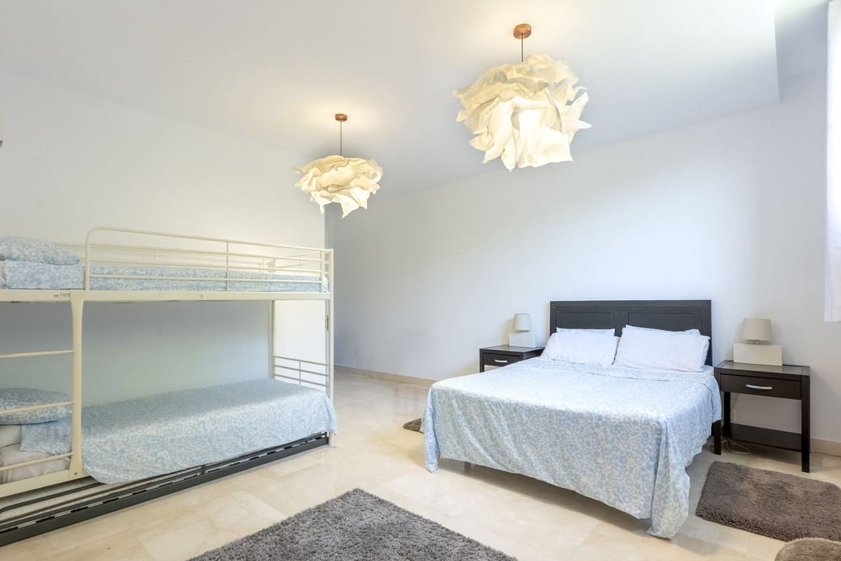 5 Zimmer Villa zu verkaufen in Marbella mit Pool Garage - 3.100.000 € (Ref: 10125636)