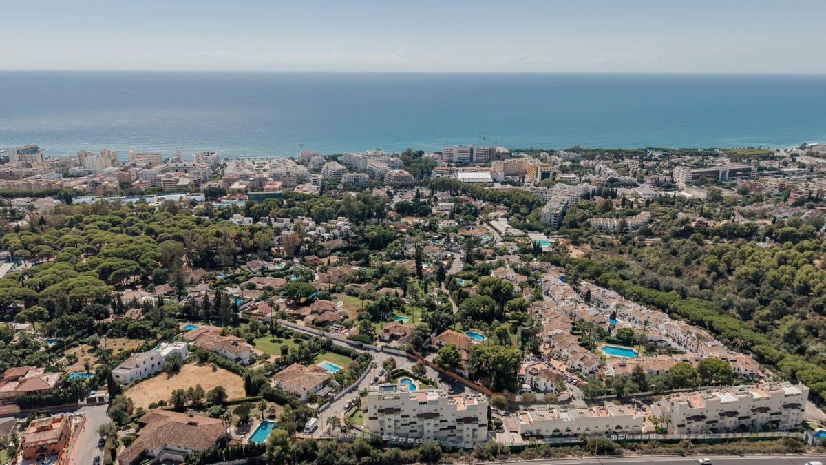 3 Zimmer Apartment zu verkaufen in Marbella mit Pool Garage - 2.190.000 € (Ref: 10125639)