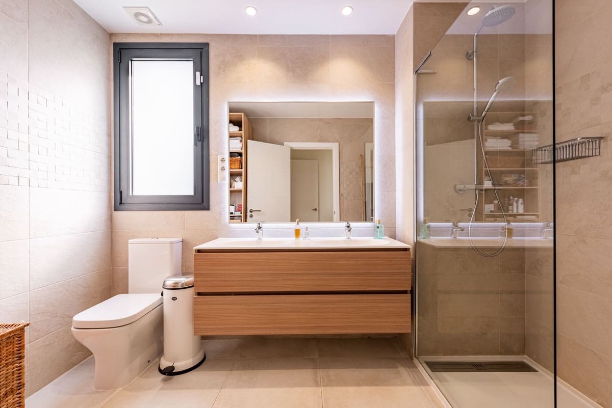 2 Zimmer Apartment zu verkaufen in El Paraiso mit Pool Garage - 580.000 € (Ref: 10125647)