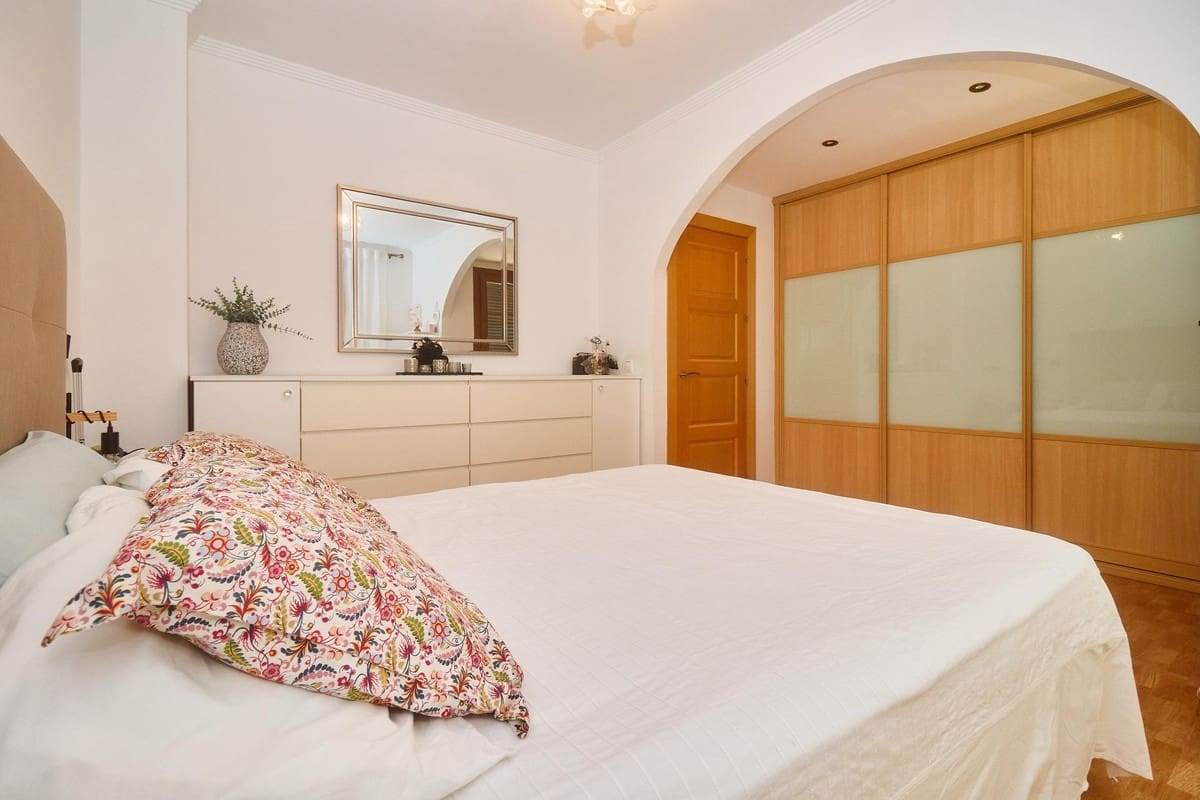 4 chambre Maison de Ville à vendre à Fuengirola avec piscine - 690 000 € (Ref: 10125658)