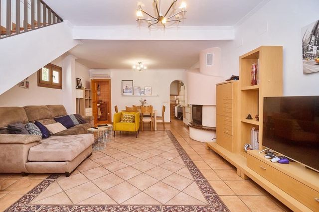 4 chambre Maison de Ville à vendre à Castillo Sohail, Fuengirola avec piscine - 690 000 € (Ref: 10125658)