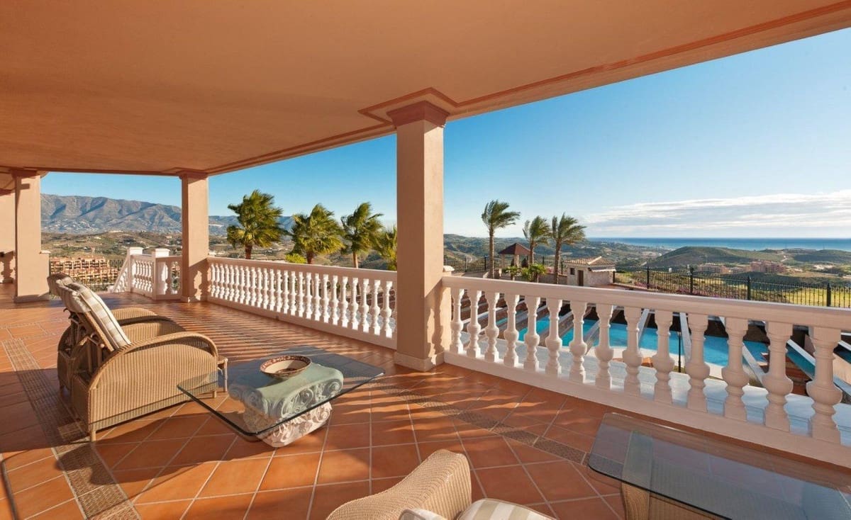 7 soverom Villa til salgs i Mijas med svømmebasseng garasje - € 5 600 000 (Ref: 10125660)