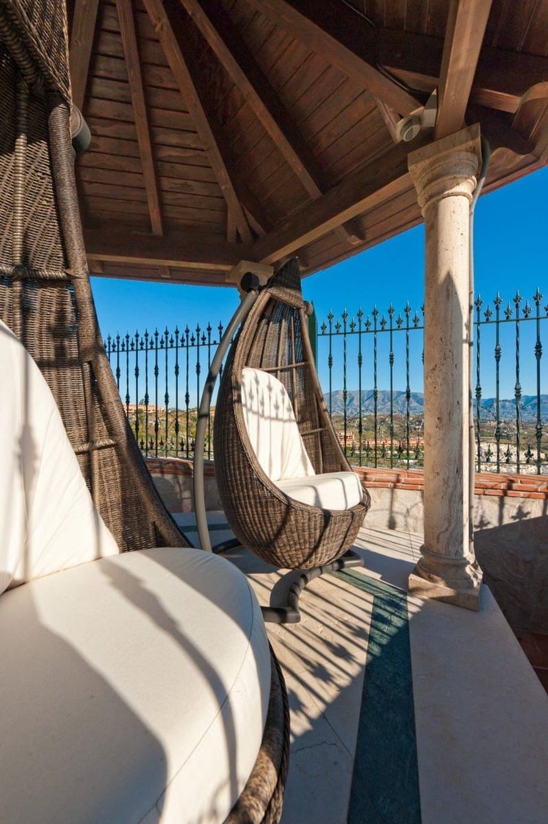 7 soverom Villa til salgs i Mijas med svømmebasseng garasje - € 5 600 000 (Ref: 10125660)