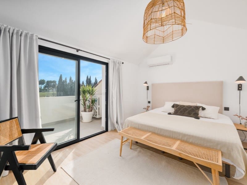 3 makuuhuone Omakotitalo myytävänä paikassa Nueva Andalucia mukana uima-altaan - 799 000 € (Ref: 10125663)