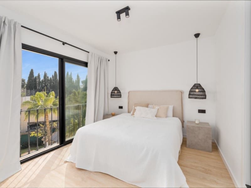 3 makuuhuone Omakotitalo myytävänä paikassa Nueva Andalucia mukana uima-altaan - 799 000 € (Ref: 10125663)