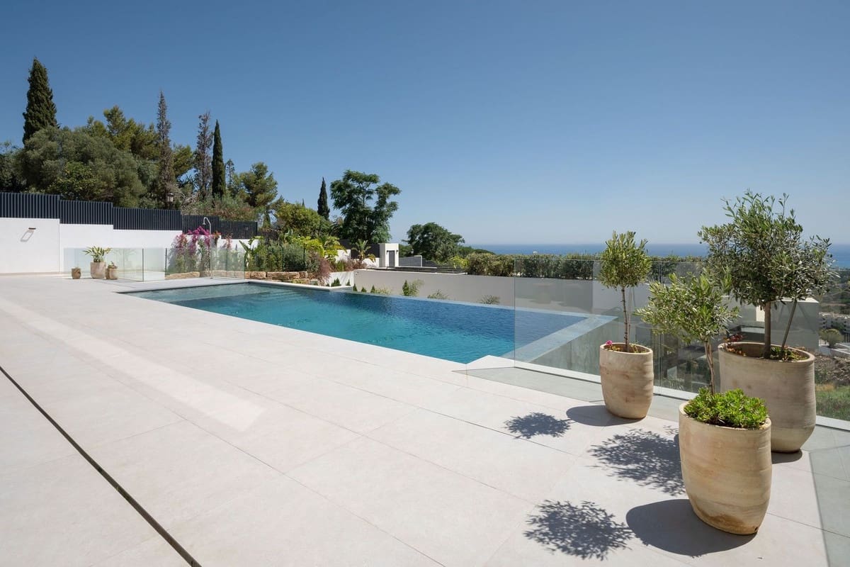 5 Zimmer Villa zu verkaufen in Marbella mit Pool Garage - 3.995.000 € (Ref: 10125666)