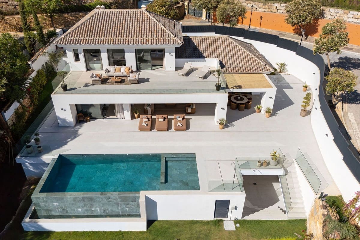 5 Zimmer Villa zu verkaufen in Marbella mit Pool Garage - 3.995.000 € (Ref: 10125666)
