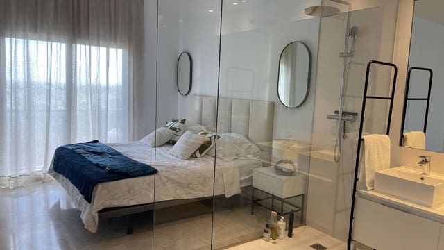 3 makuuhuone Huoneisto myytävänä paikassa El Paraíso, Benahavís mukana uima-altaan 
autotalli - 700 000 € (Ref: 10125668)