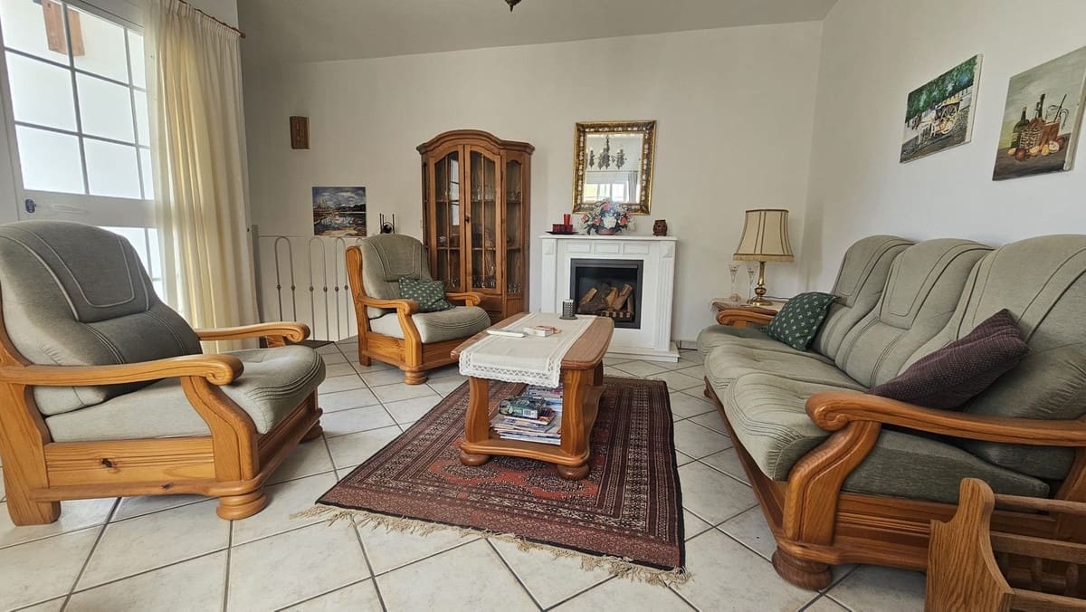 3 soveværelse Villa til salg i Mijas med swimmingpool garage - € 995.000 (Ref: 10125669)