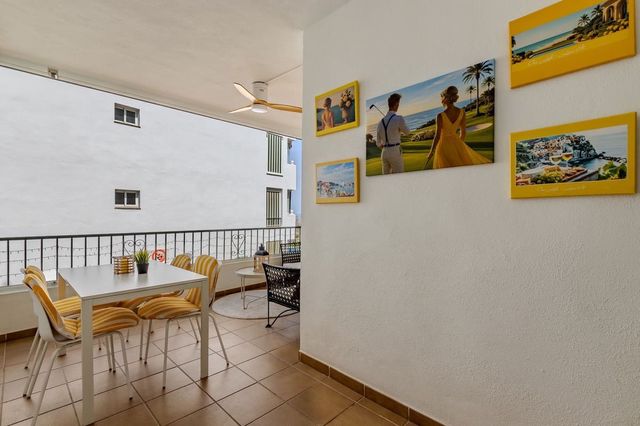 1 makuuhuone Huoneisto myytävänä paikassa Miraflores, Mijas mukana uima-altaan 
autotalli - 298 000 € (Ref: 10125670)