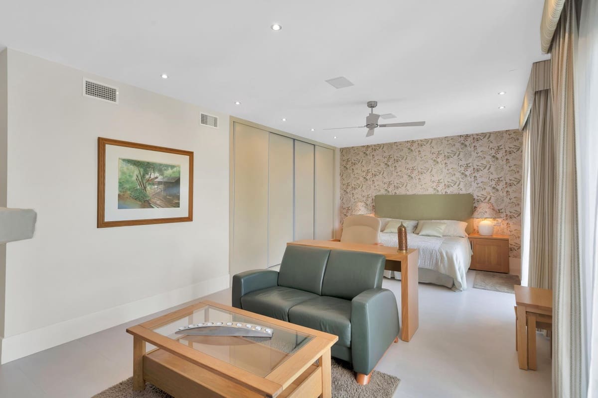 6 sovrum Villa till salu i Marbella med pool garage - 5 490 000 € (Ref: 10125691)