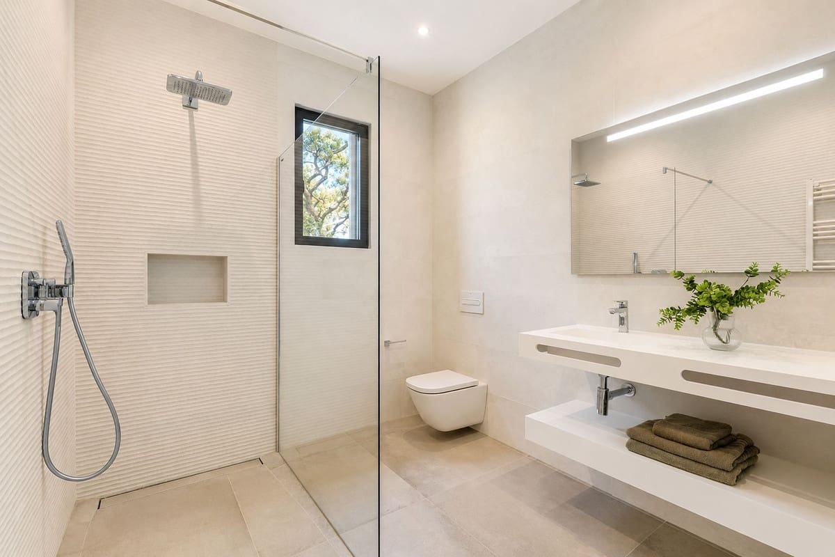 5 sovrum Villa till salu i Benahavis med pool garage - 3 850 000 € (Ref: 10125707)