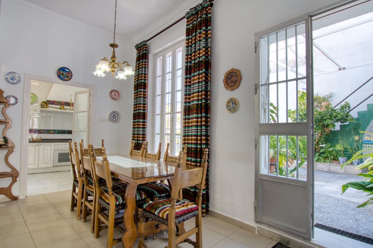 12 chambre Maison de Ville à vendre à Velez-Malaga avec piscine - 1 100 000 € (Ref: 10125709)