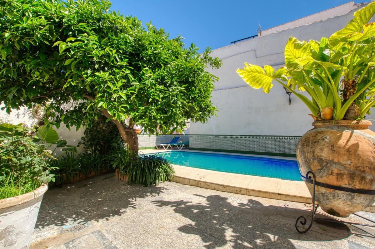 12 chambre Maison de Ville à vendre à Velez-Malaga avec piscine - 1 100 000 € (Ref: 10125709)