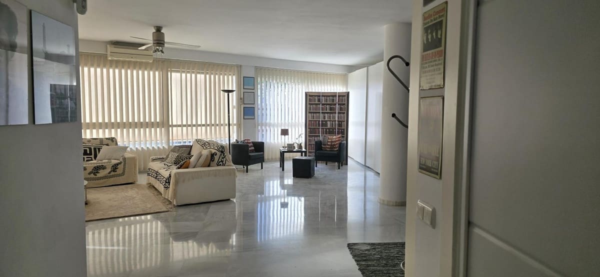 2 sovrum Lägenhet till salu i Marbella med pool garage - 1 250 000 € (Ref: 10125712)
