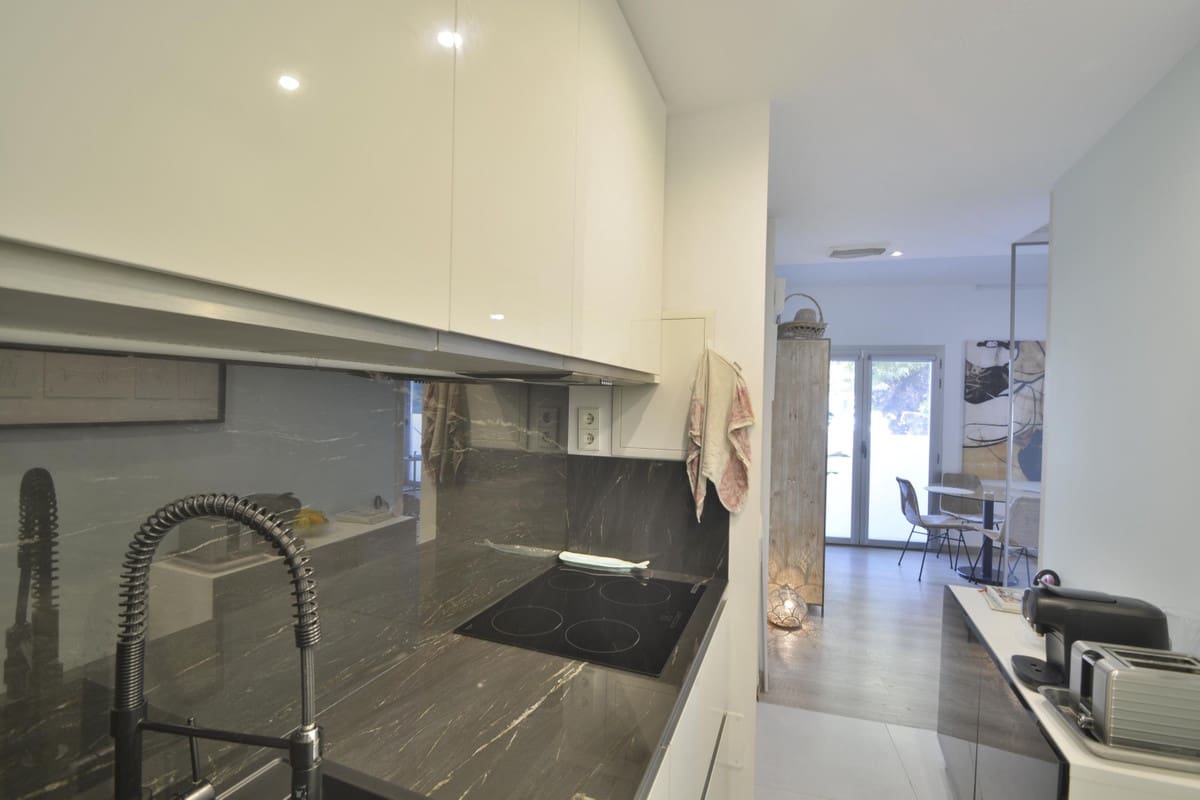1 sovrum Lägenhet till salu i Marbella - 398 000 € (Ref: 10125721)