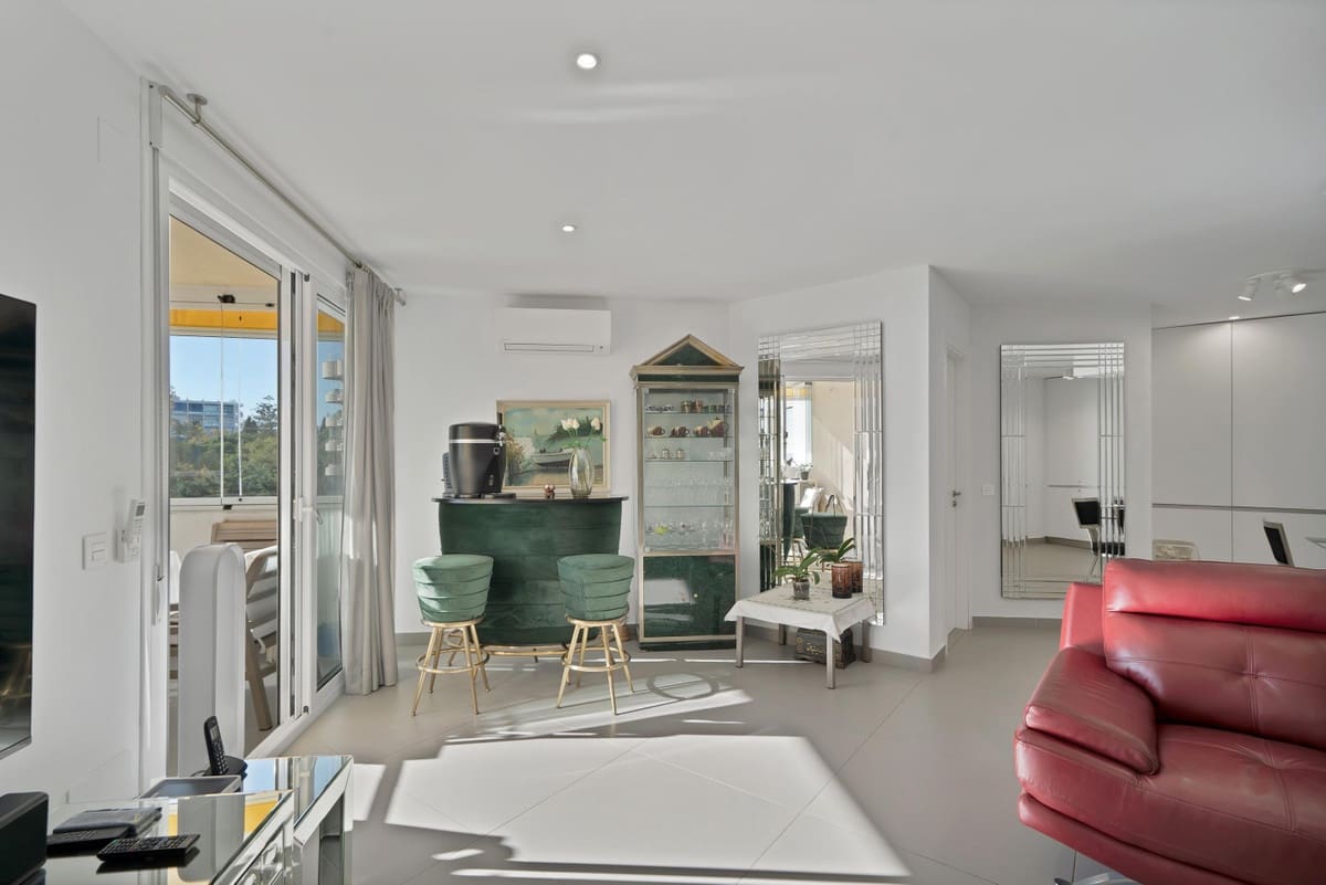 2 sovrum Lägenhet till salu i Marbella med pool garage - 849 000 € (Ref: 10125722)