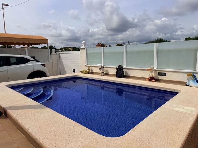 3 slaapkamer Villa te koop in Lomas de Campoamor - Las Ramblas, Orihuela met zwembad garage - € 289.000 (Ref: 10125726)