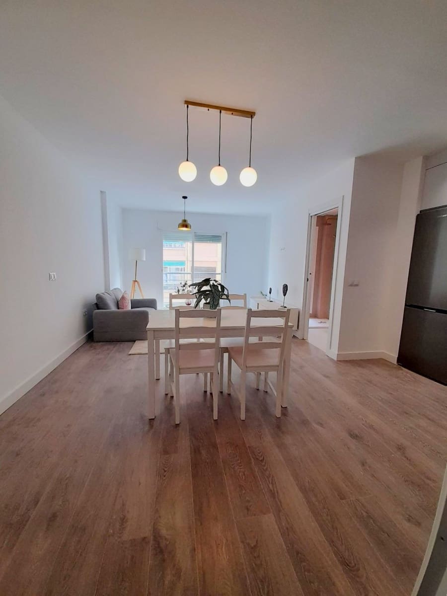 1 slaapkamer Appartement te koop in Malaga stad - € 270.000 (Ref: 10125729)